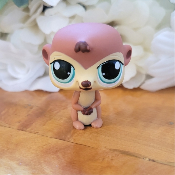 Littlest Pet Shop LPS #1376 Meerkat Brown Blue Eyes - Picture 1 of 9